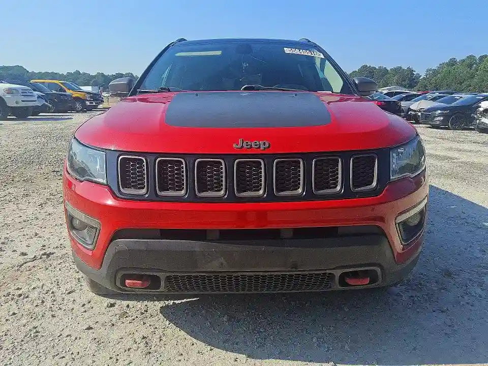 3C4NJDDB2KT795239 2019 JEEP COMPASS-4