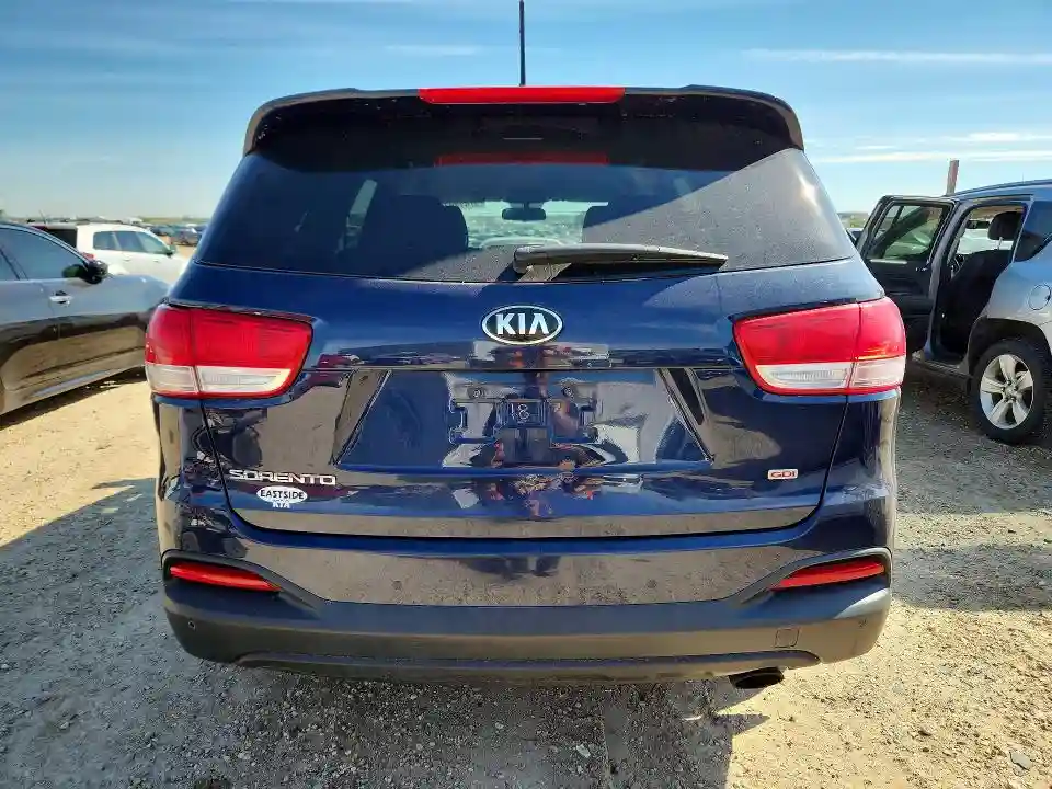5XYPGDA35GG050052 2016 KIA SORENTO-5