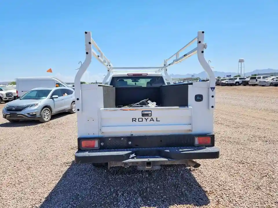 1GD58LE77PF179727 2023 GMC SIERRA-5