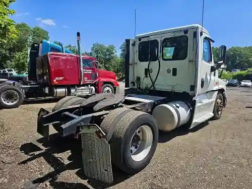 1FUBGDBG1GLHJ8358 2016 FREIGHTLINER ALL OTHER-4