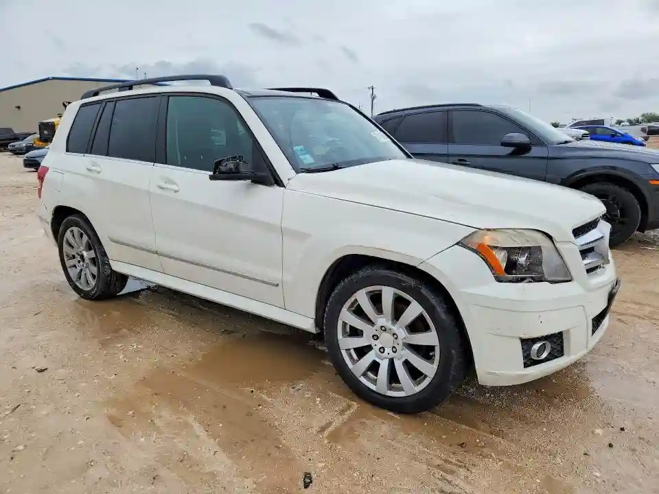WDCGG5GB7BF694467 2011 MERCEDES-BENZ GLK-CLASS-3