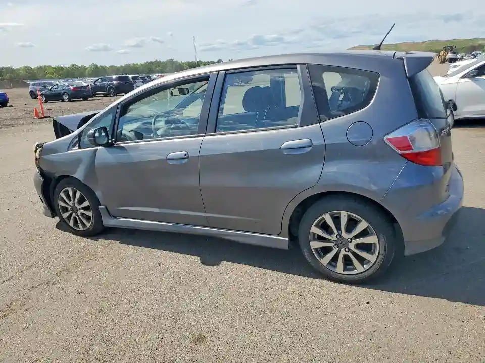 JHMGE8H52DC074828 2013 HONDA FIT-1