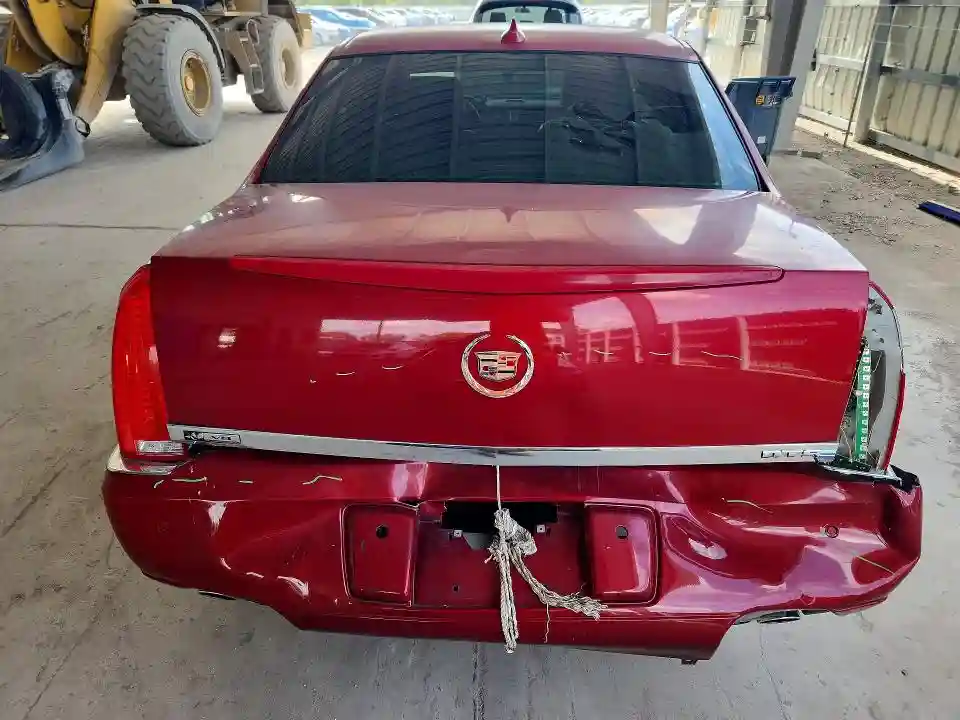 1G6KH5EY5AU137283 2010 CADILLAC DTS-5