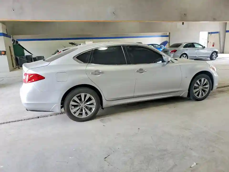 JN1BY1AR4EM320459 2014 INFINITI Q70-2