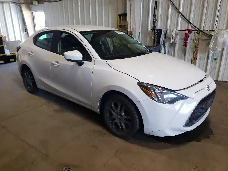 3MYDLBYV3KY527254 2019 TOYOTA YARIS-3