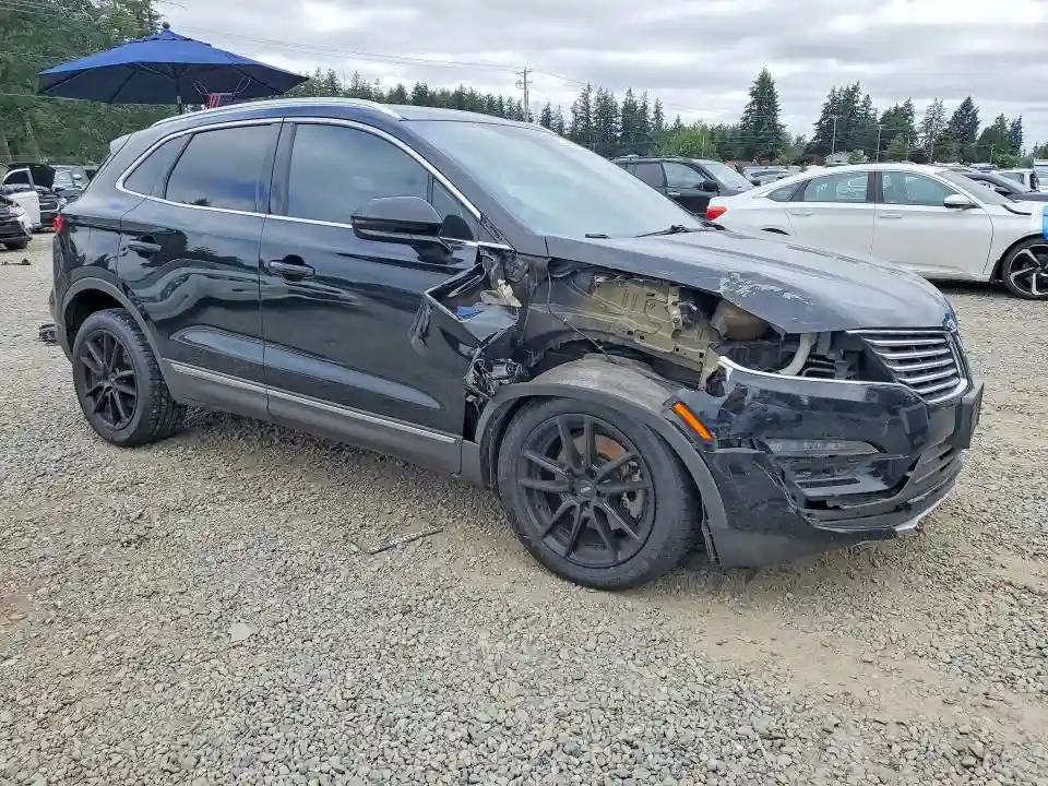 5LMCJ2C97HUL12832 2017 LINCOLN MKC-3