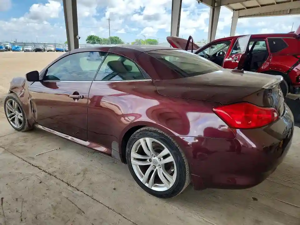 JN1CV6FE5AM352511 2010 INFINITI G37-1