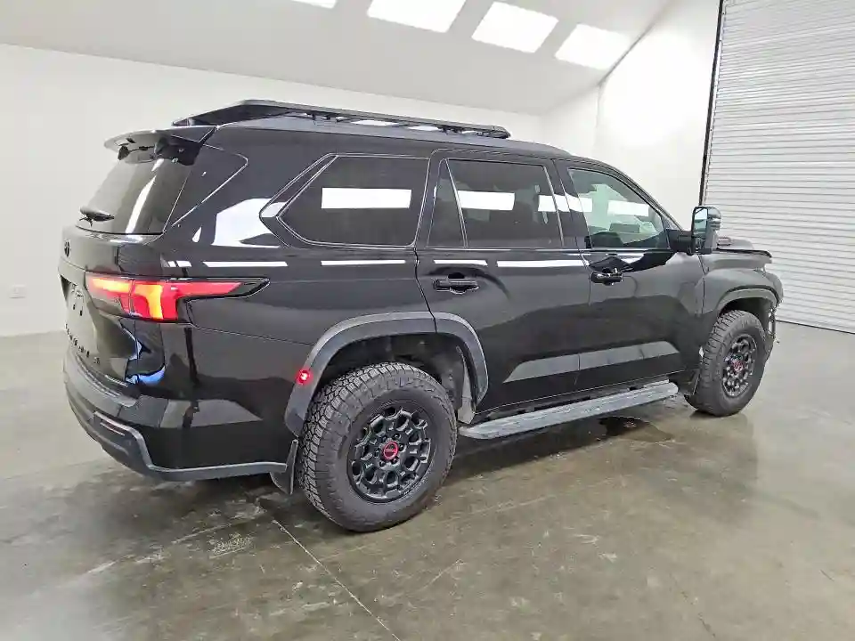 7SVAAABA1SX054968 2025 TOYOTA SEQUOIA-2