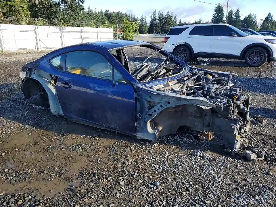 JF1ZNAA12F8709812 2015 SCION FRS-3