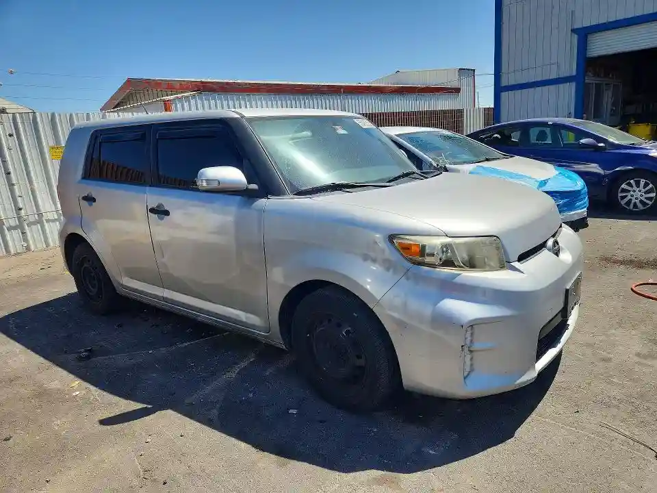 JTLZE4FE0EJ050244 2014 SCION XB-3