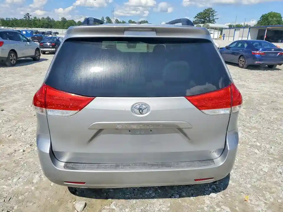 5TDKK3DC0BS154345 2011 TOYOTA SIENNA-5
