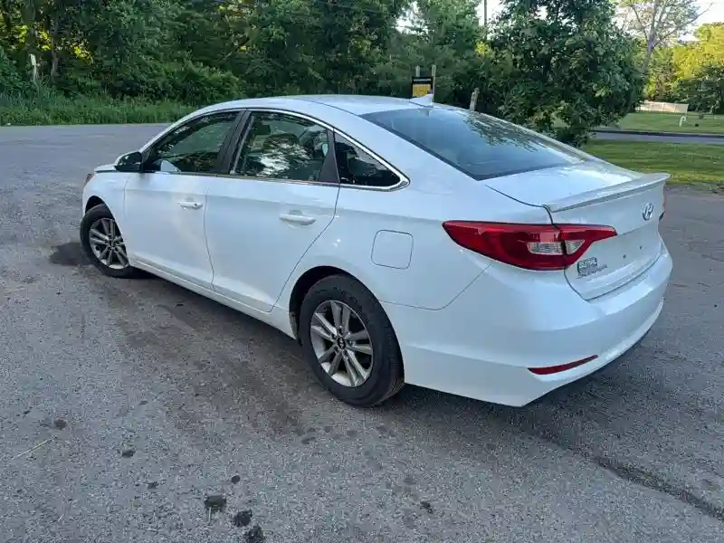 5NPE24AF9GH385775 2016 HYUNDAI SONATA-2