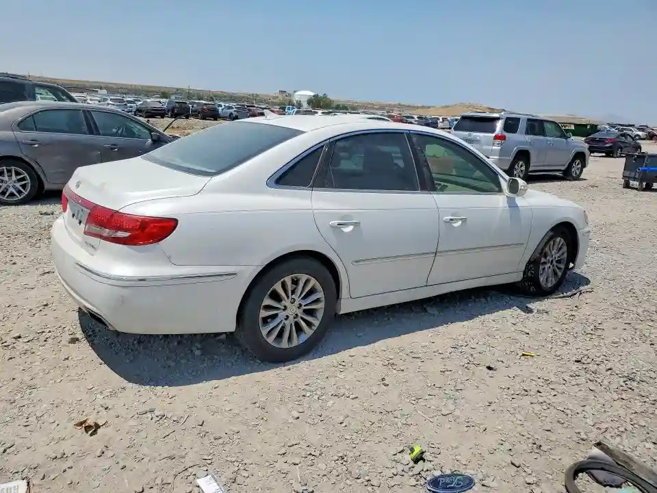 KMHFC4DF9BA539474 2011 HYUNDAI AZERA-2