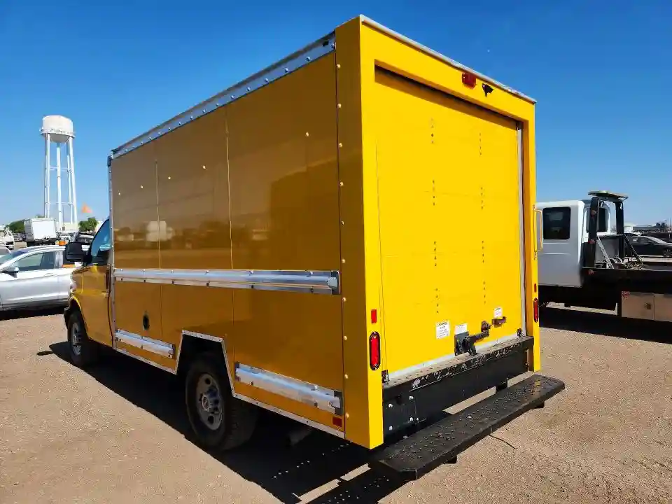 1GD07RFP7P1116266 2023 GMC SAVANA-1