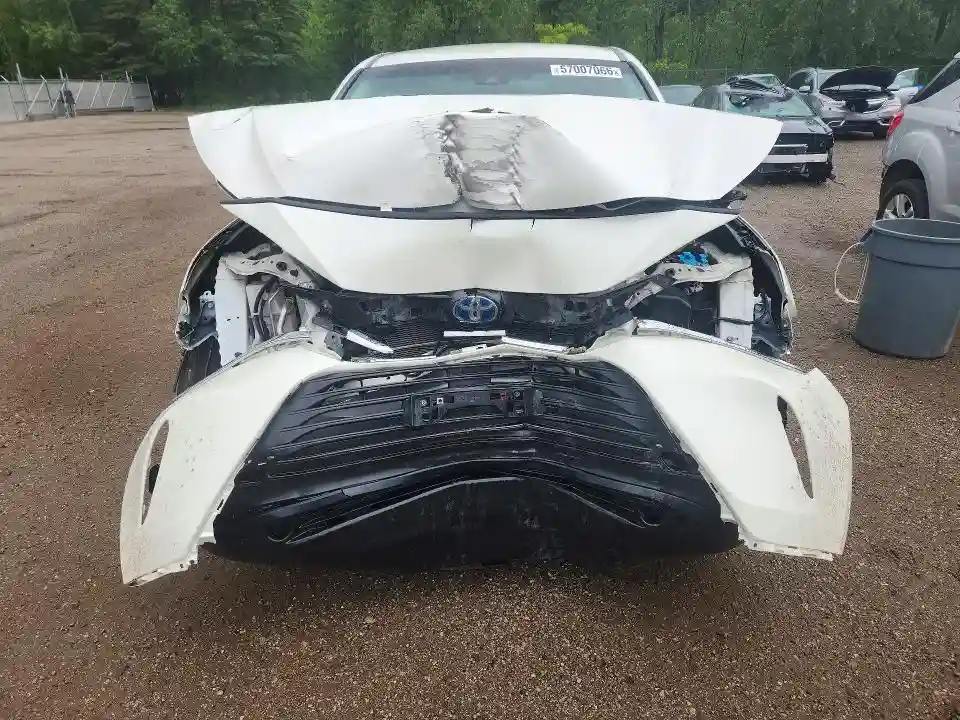 JTEAAAAH3MJ051158 2021 TOYOTA VENZA-4