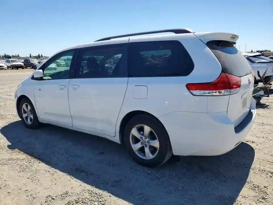 5TDKK3DC1ES407371 2014 TOYOTA SIENNA-1
