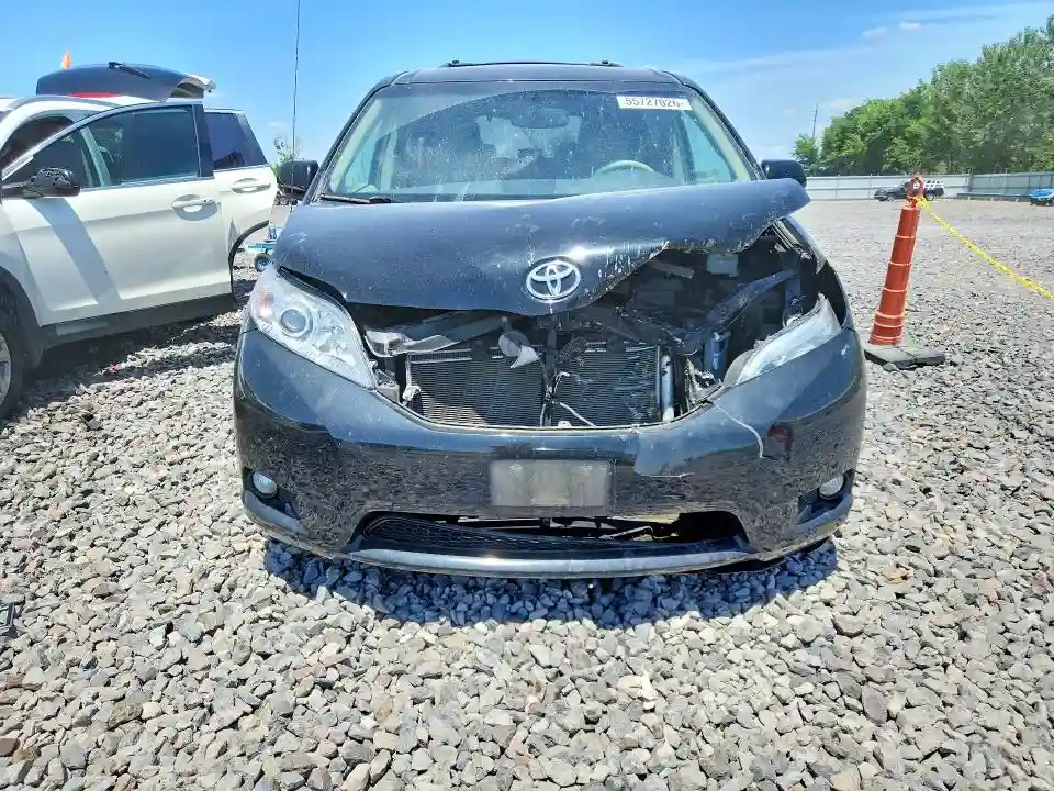 5TDDK3DC9ES091307 2014 TOYOTA SIENNA-4