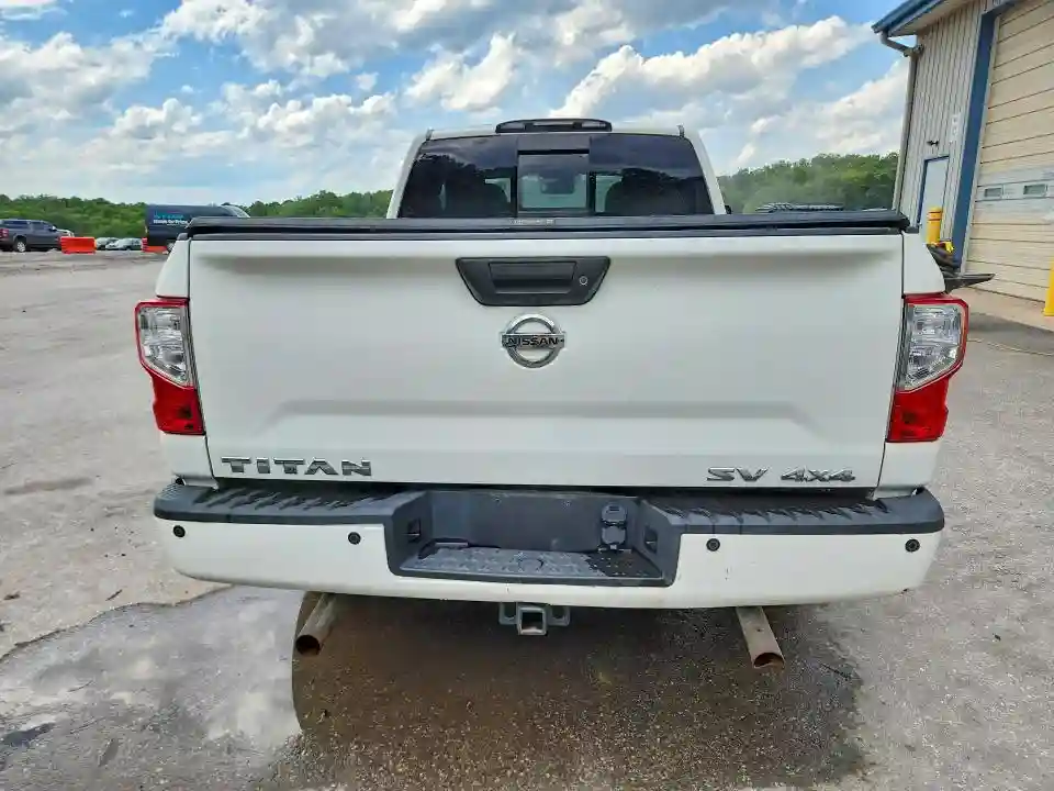 1N6AA1C50JN514057 2018 NISSAN TITAN-5