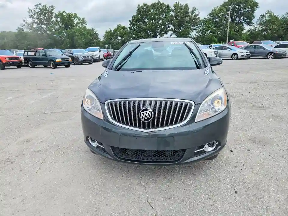 1G4PR5SK7H4105120 2017 BUICK VERANO-4