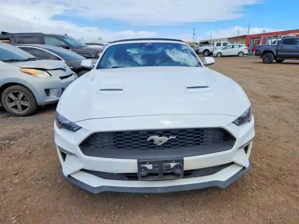 1FATP8UH4P5111628 2023 FORD MUSTANG-4