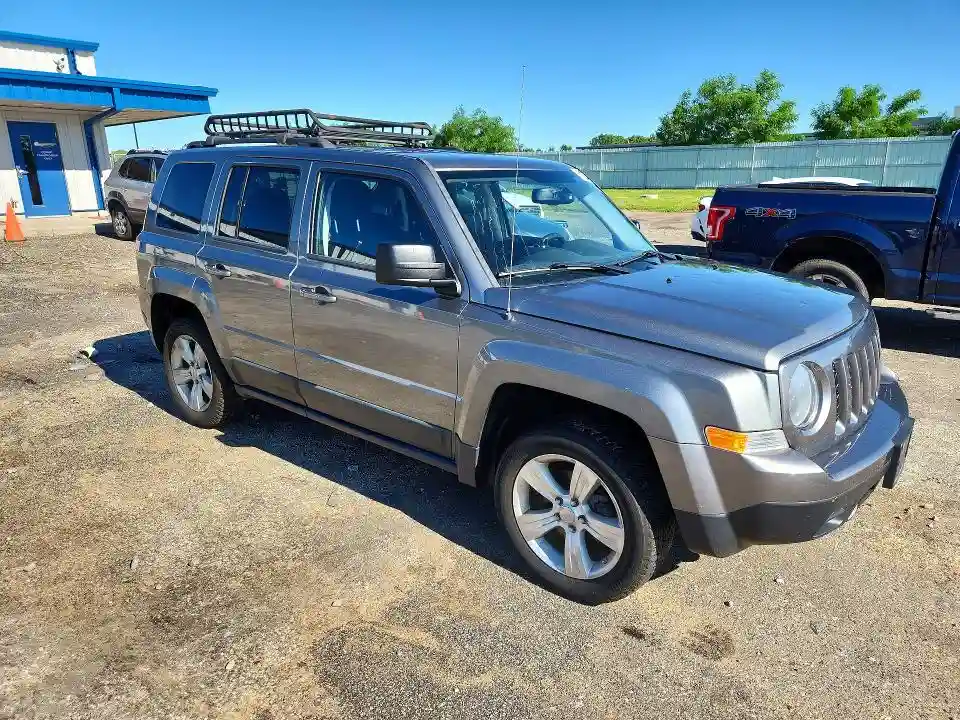 1J4NF1GB0BD283300 2011 JEEP PATRIOT-3