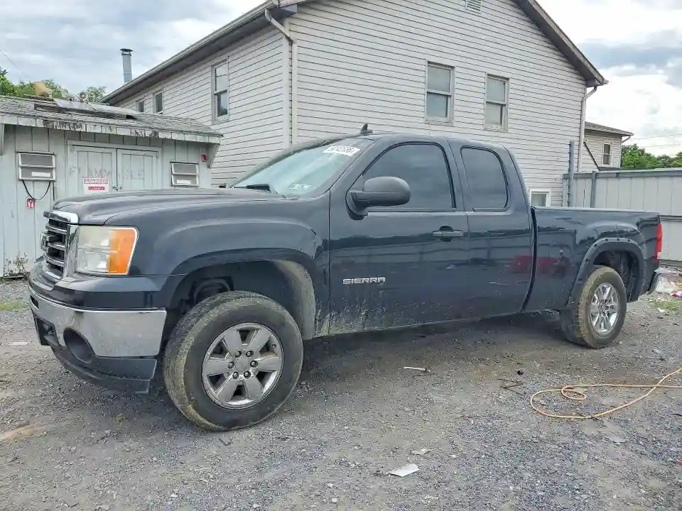 1GTR2VE78CZ262515 2012 GMC SIERRA-0