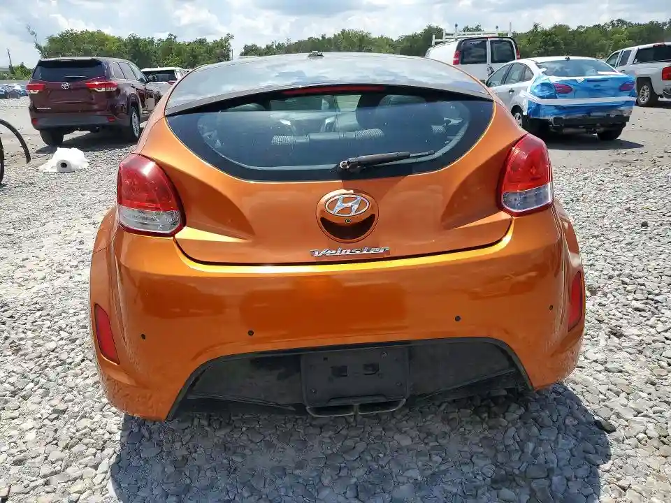 KMHTC6AD9CU056424 2012 HYUNDAI VELOSTER-5