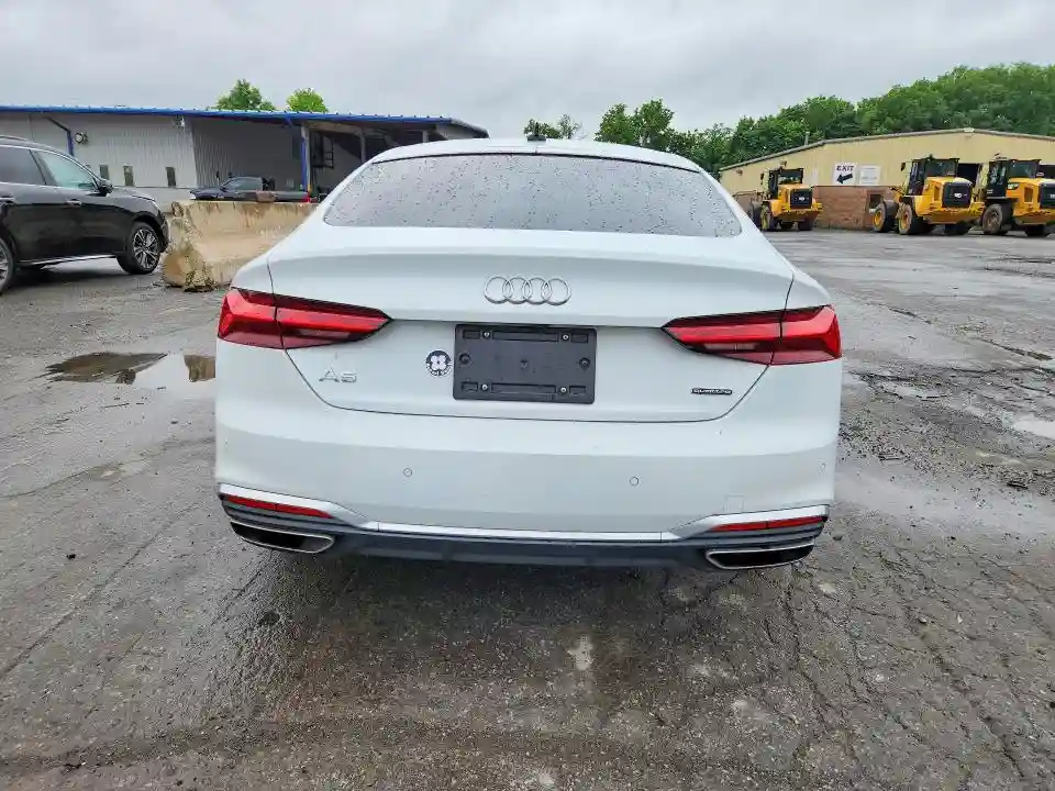 WAUDACF53MA038063 2021 AUDI A5-5