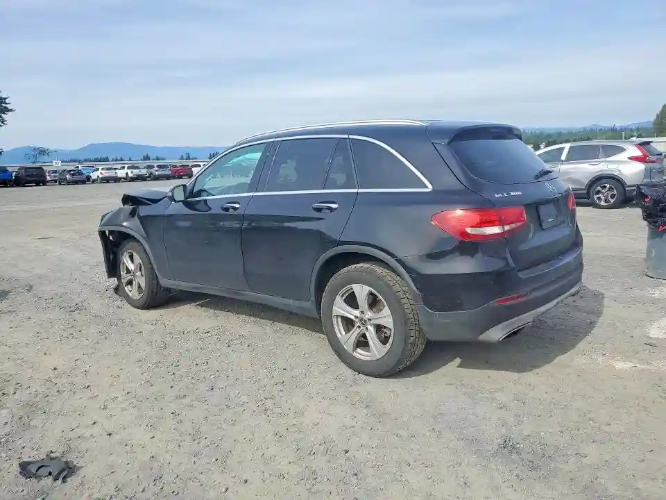 WDC0G4KBXJV033779 2018 MERCEDES-BENZ GLC-CLASS-1