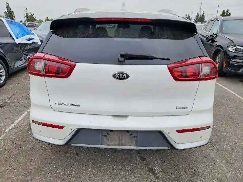 KNDCE3LC9J5175759 2018 KIA NIRO-5