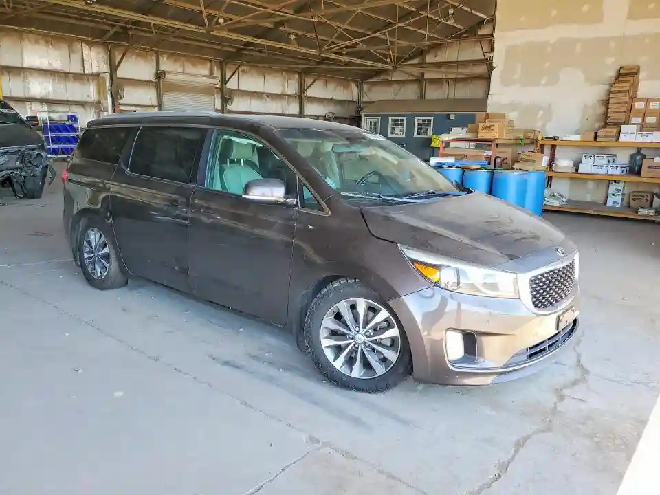 KNDMC5C19G6185358 2016 KIA SEDONA-3