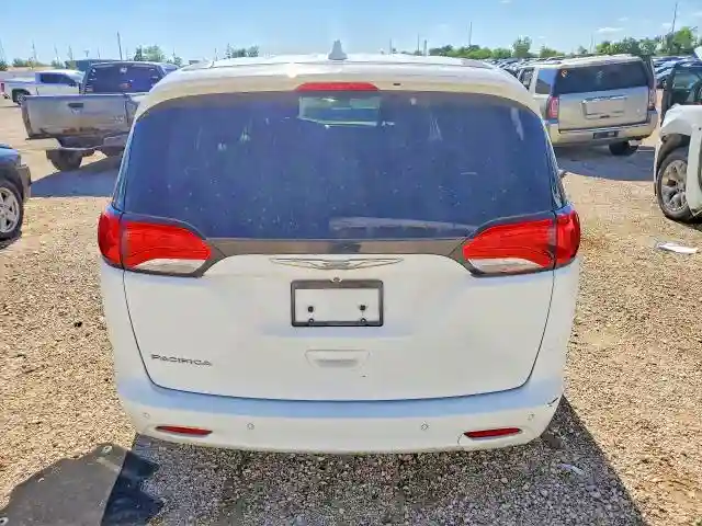 2C4RC1DG4HR634389 2017 CHRYSLER PACIFICA-5