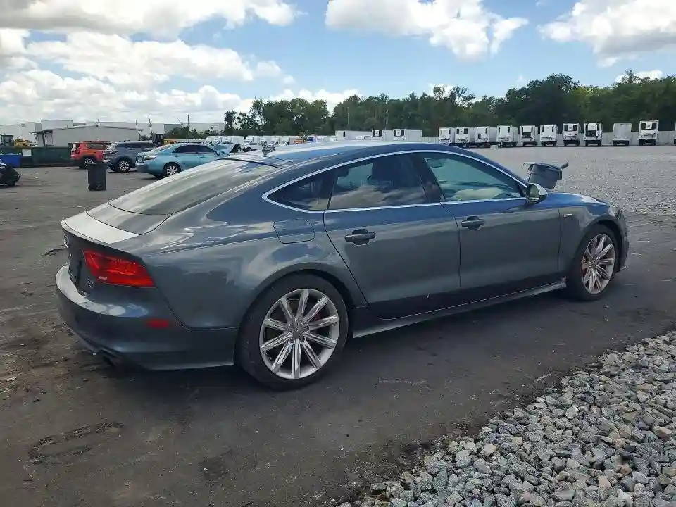 WAU2GAFC1DN107236 2013 AUDI A7-2