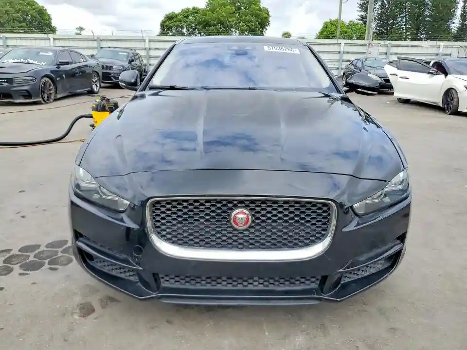 SAJAD4FX3KCP46739 2019 JAGUAR XE-4
