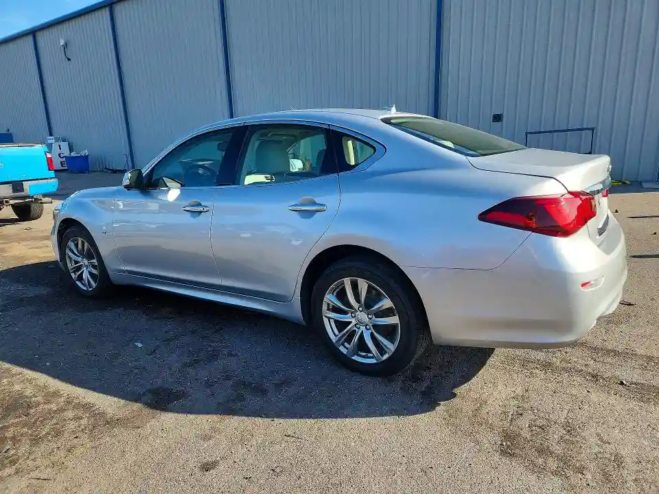 JN1BY1AR3FM561253 2015 INFINITI Q70-1