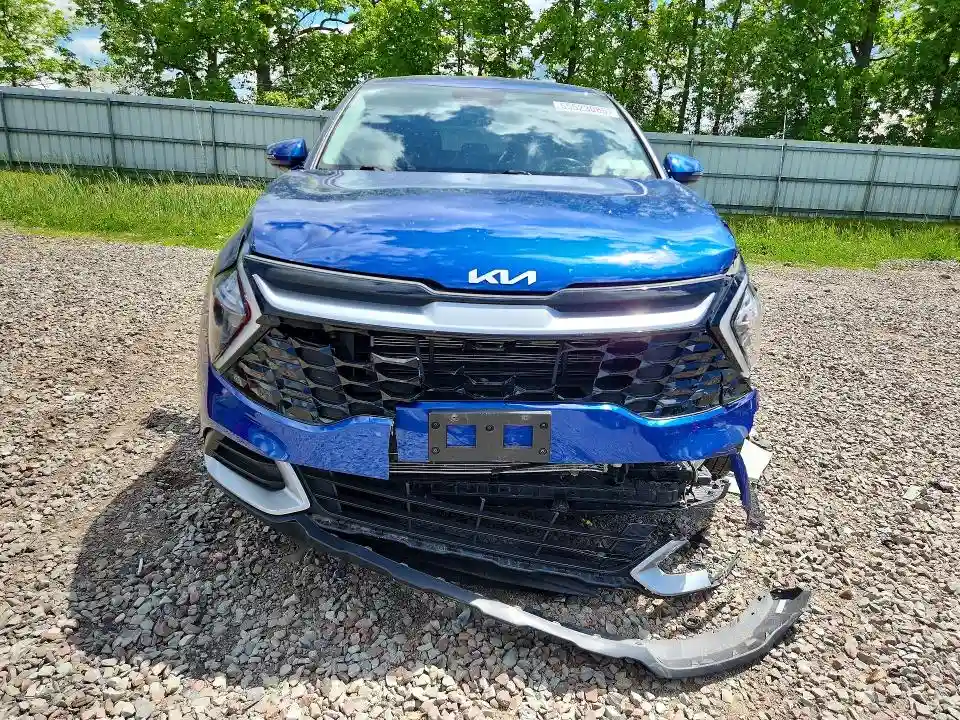 5XYK33AF2PG100559 2023 KIA SPORTAGE-4