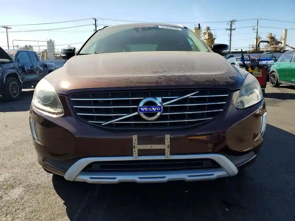 YV440MDR8H2225720 2017 VOLVO XC60-4