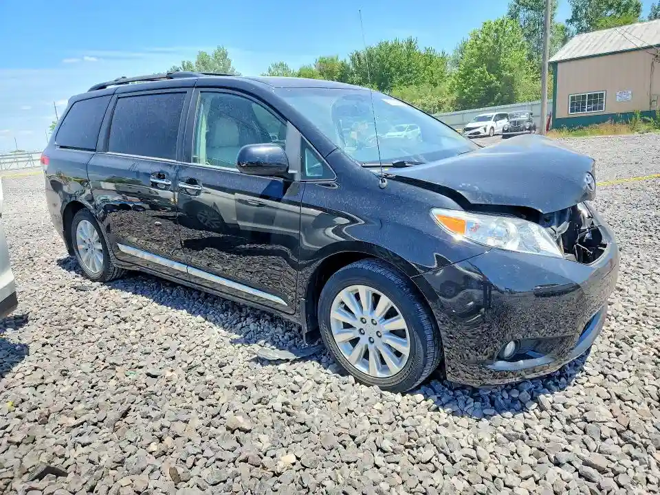 5TDDK3DC9ES091307 2014 TOYOTA SIENNA-3
