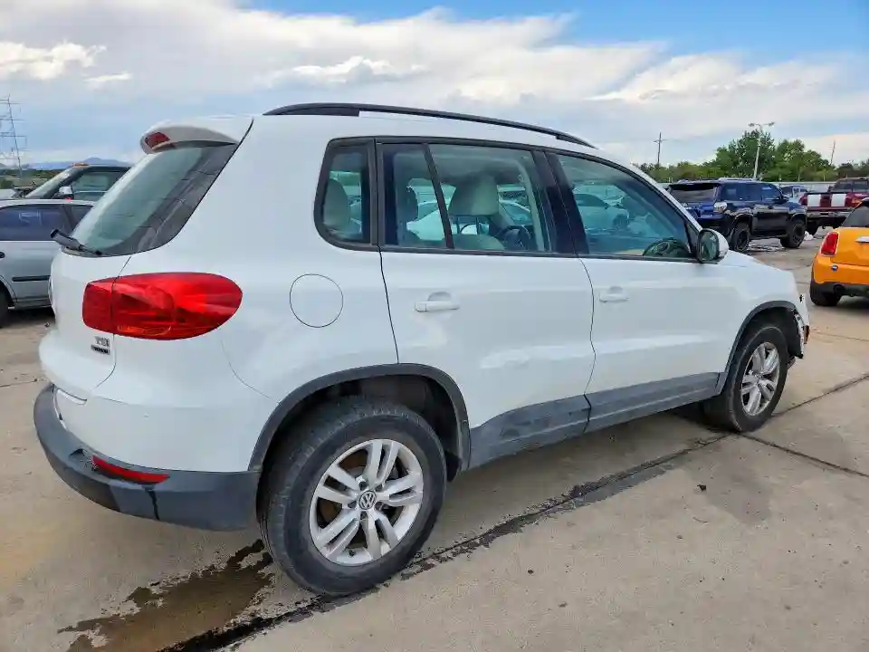 WVGBV7AX9HK039065 2017 VOLKSWAGEN TIGUAN-2
