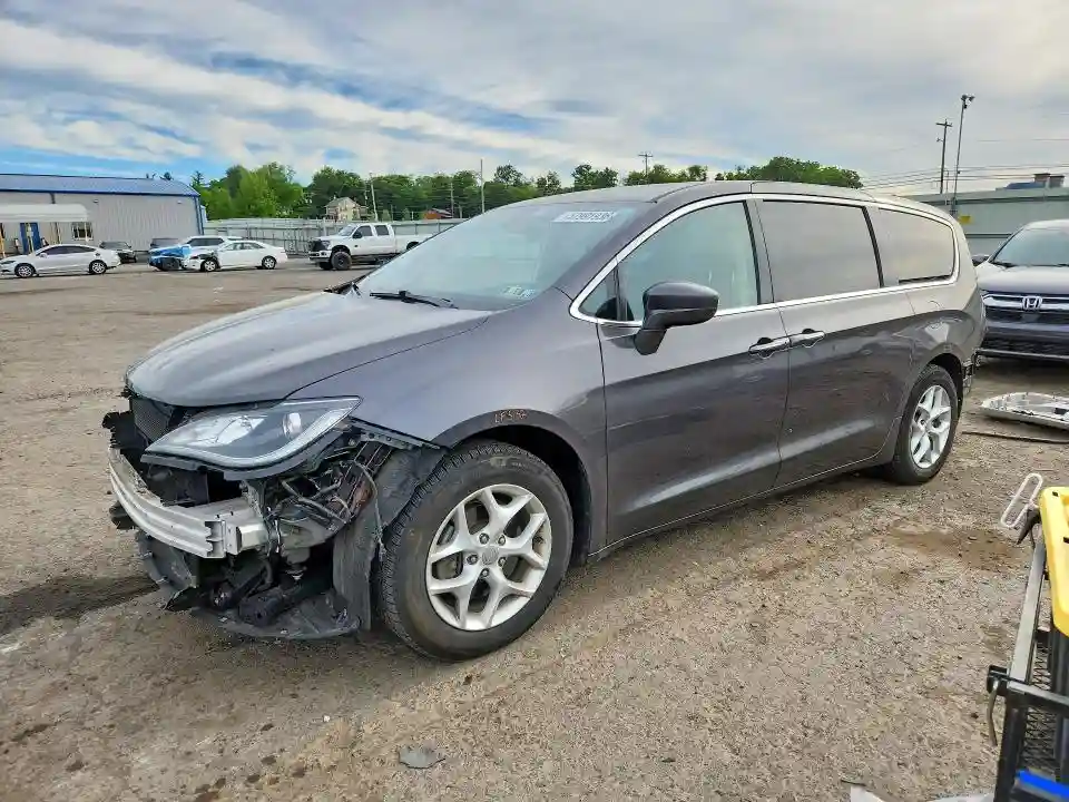 2C4RC1FG6JR123642 2018 CHRYSLER PACIFICA-0