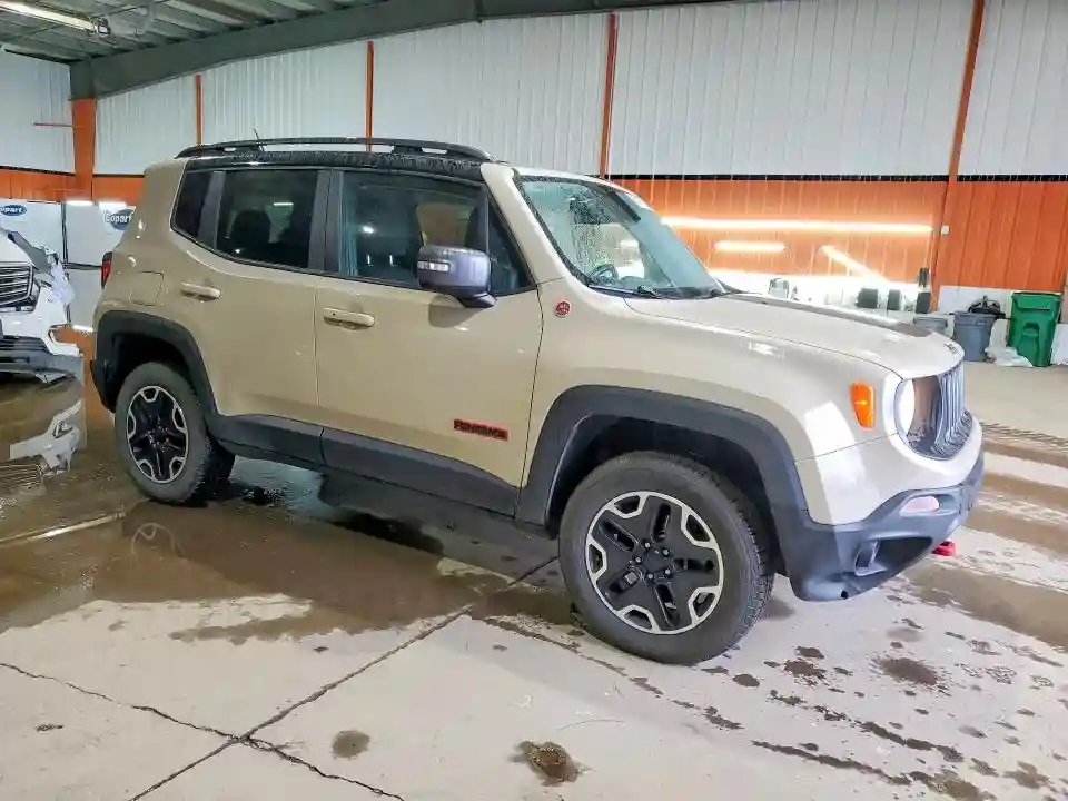 ZACCJBCT6FPC45092 2015 JEEP RENEGADE-3