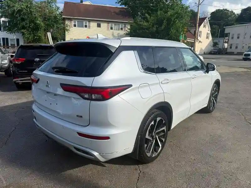 JA4J4VA8XNZ082150 2022 MITSUBISHI OUTLANDER-2