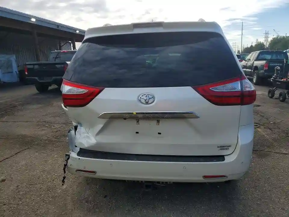 5TDDZ3DC2KS218681 2019 TOYOTA SIENNA-5
