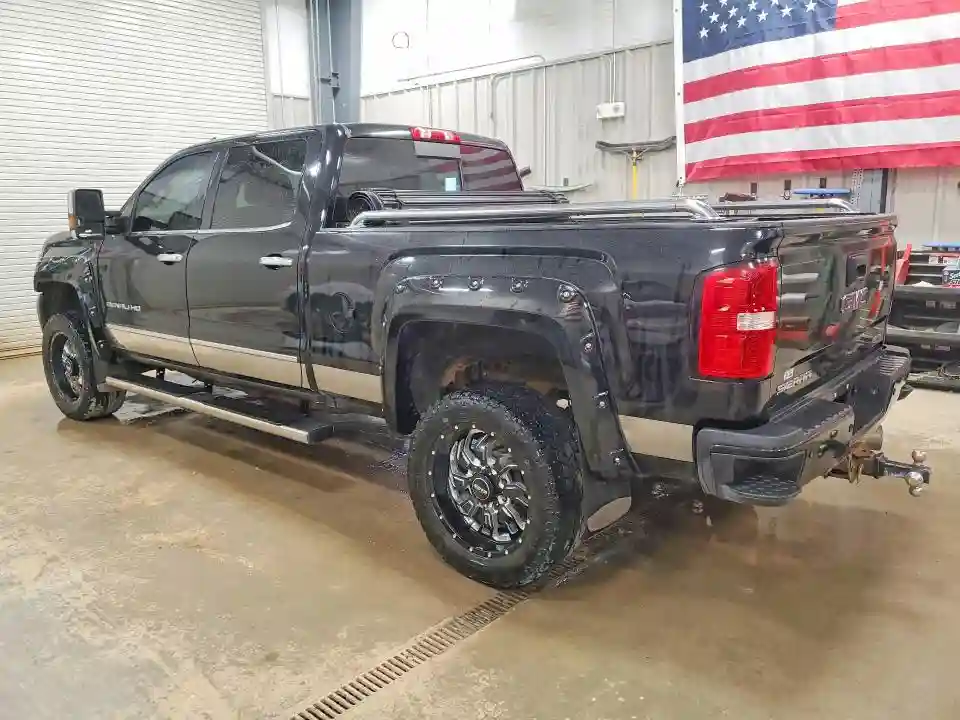 1GT42YEY6JF272561 2018 GMC SIERRA-1