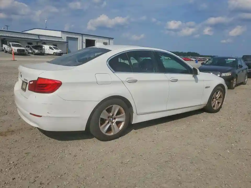 WBAXG5C51CDX03874 2012 BMW 5 SERIES-2