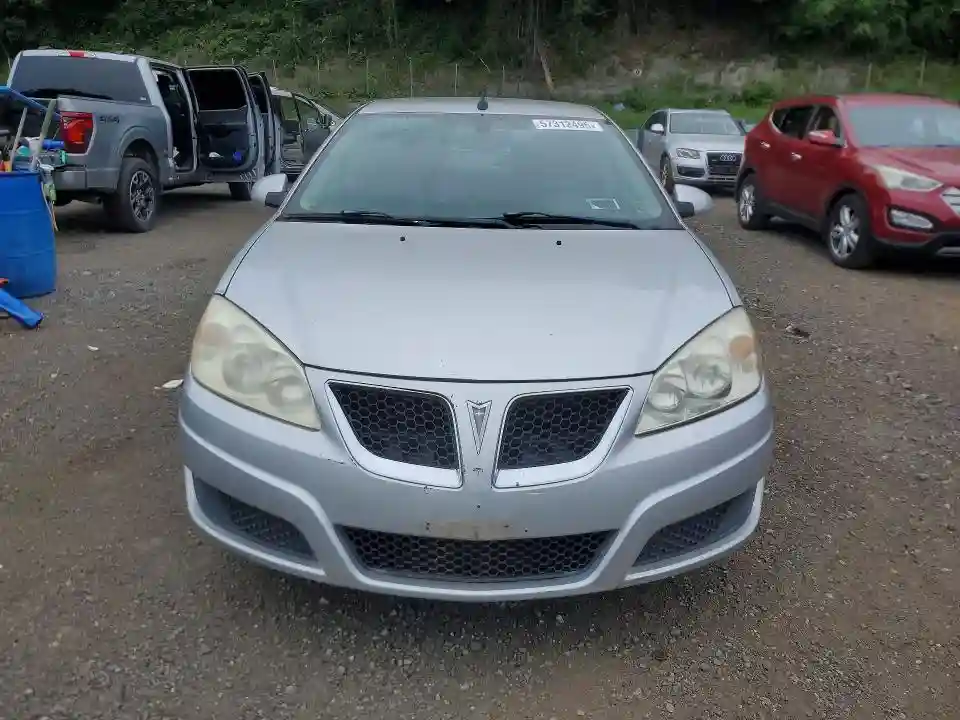 1G2ZA5E02A4108225 2010 PONTIAC G6-4