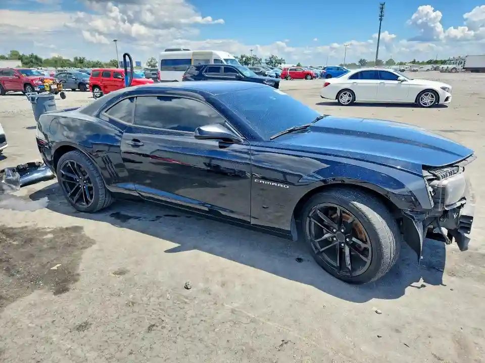 2G1FC1EV4A9225582 2010 CHEVROLET CAMARO-3