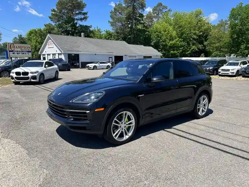WP1AE2AY8KDA52072 2019 PORSCHE CAYENNE-0