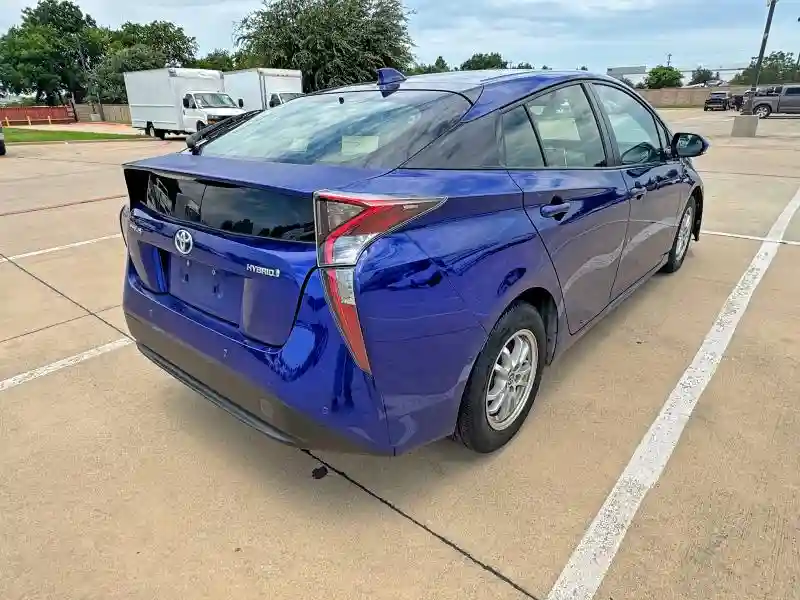 JTDKARFU1G3515263 2016 TOYOTA PRIUS-3