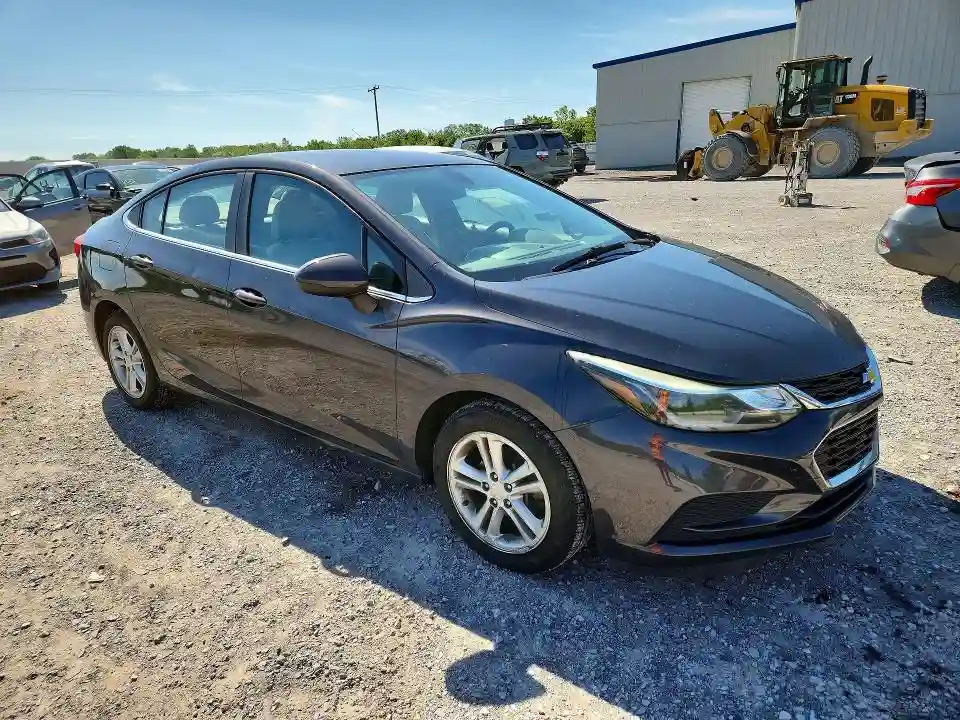 1G1BE5SM8H7186552 2017 CHEVROLET CRUZE-3